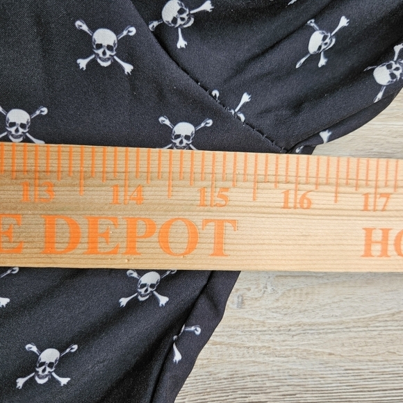 HALLOWEEN - Wednesday Adam's Costume Small Black Dress White collar skulls - Picture 8 of 8